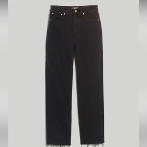 The Curvy Perfect Vintage Straight Jean in Lunar Wash